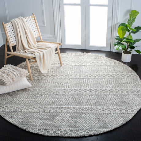 Safavieh Marbella Mrb552B Beige/Grey Area Rug