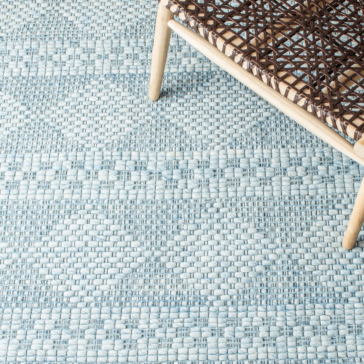 Safavieh Marbella Mrb552M Blue Rugs.