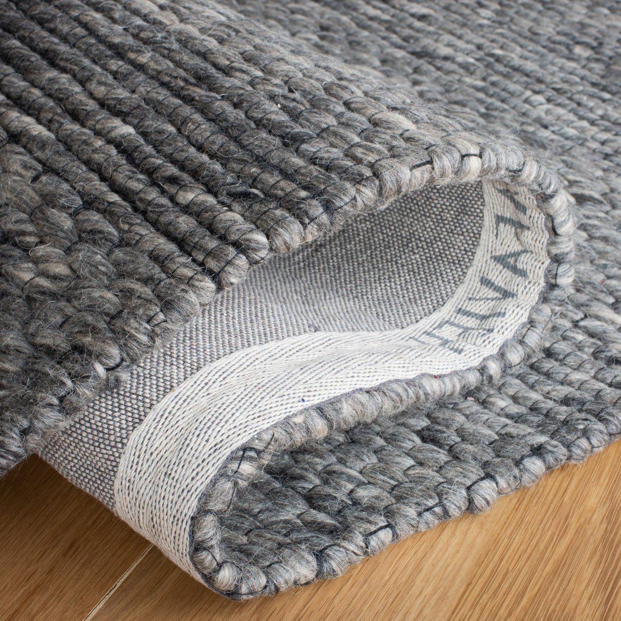 Safavieh Marbella Mrb556F Dark Grey Rugs.