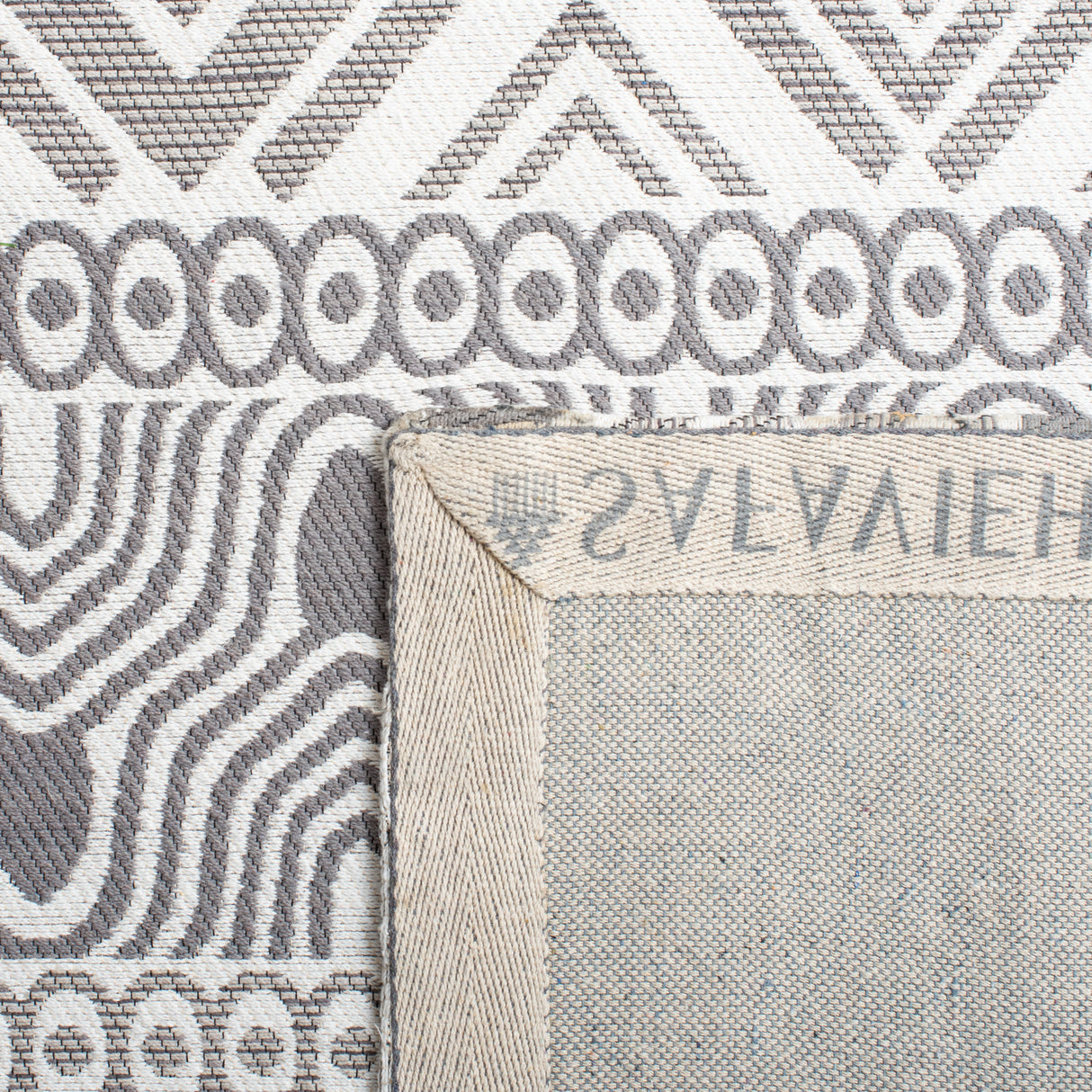 Safavieh Marbella Mrb625F Grey Rugs.
