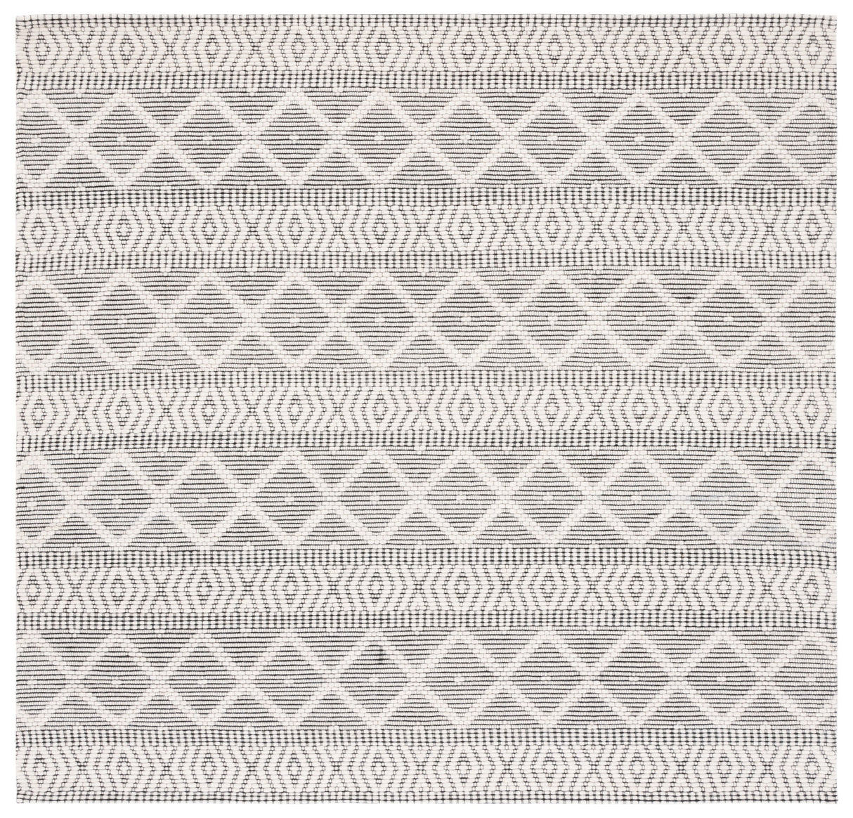 Safavieh Marbella Mrb751A Ivory/Black Rug.