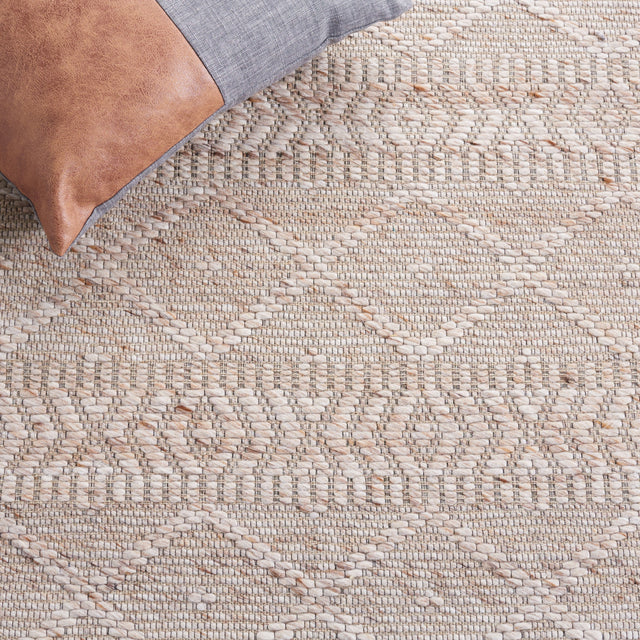 Safavieh Marbella Mrb751B Natural/Beige Rug.