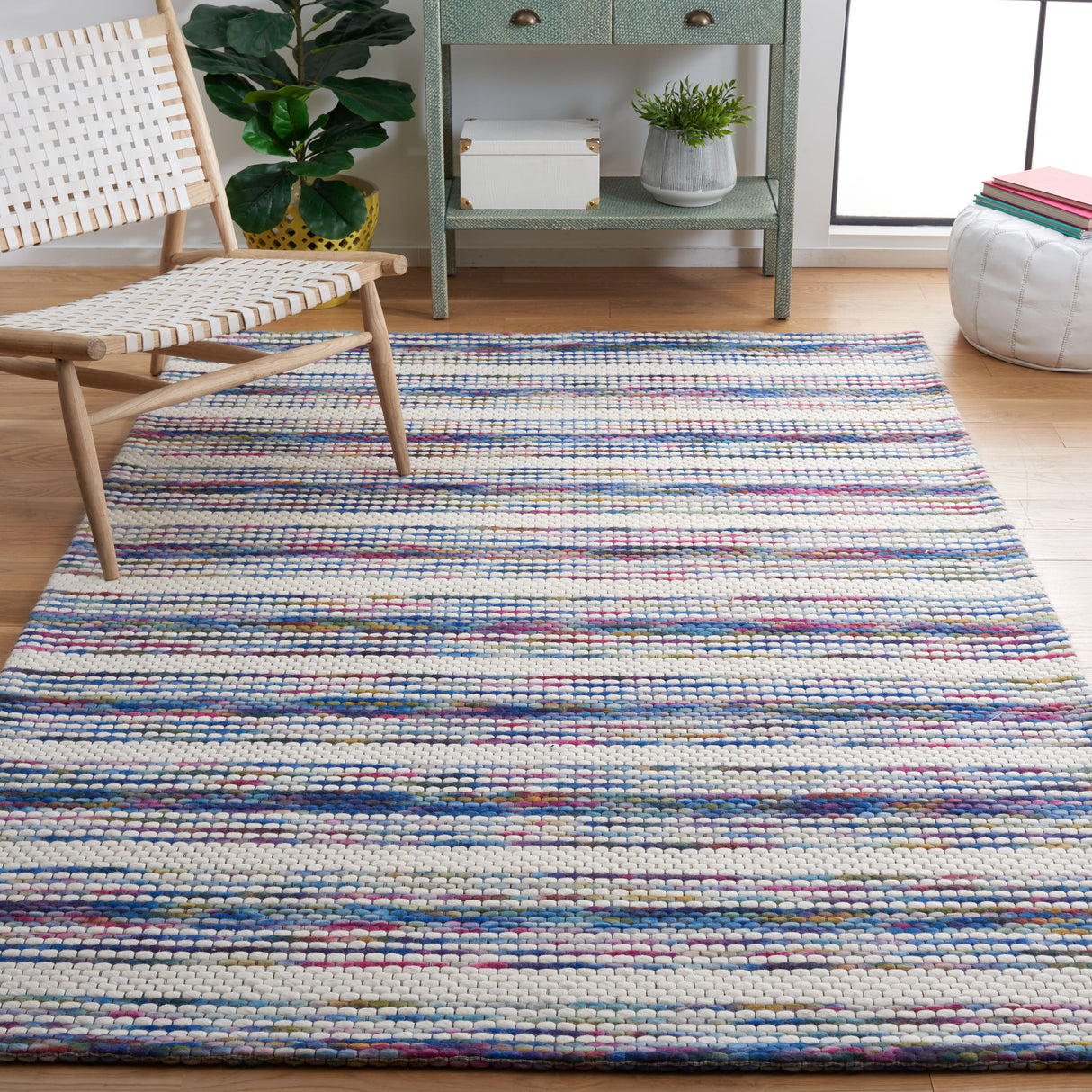 Safavieh Marbella Mrb852A Ivory/Blue Rug.