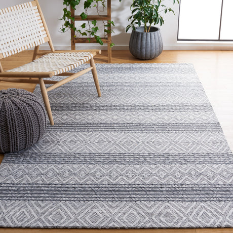 Safavieh Marbella Mrb854F Ivory/Grey Rug.