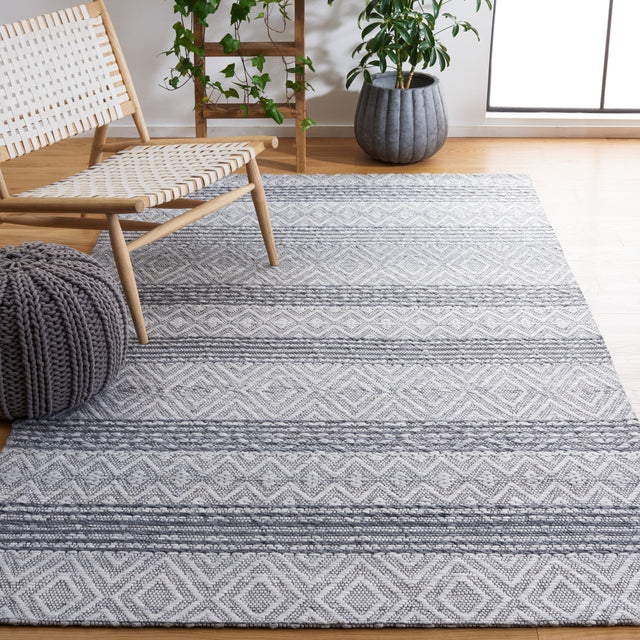 Safavieh Marbella Mrb854F Ivory/Grey Rug.