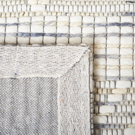 Safavieh Marbella Mrb902F Ivory/Grey Rug.