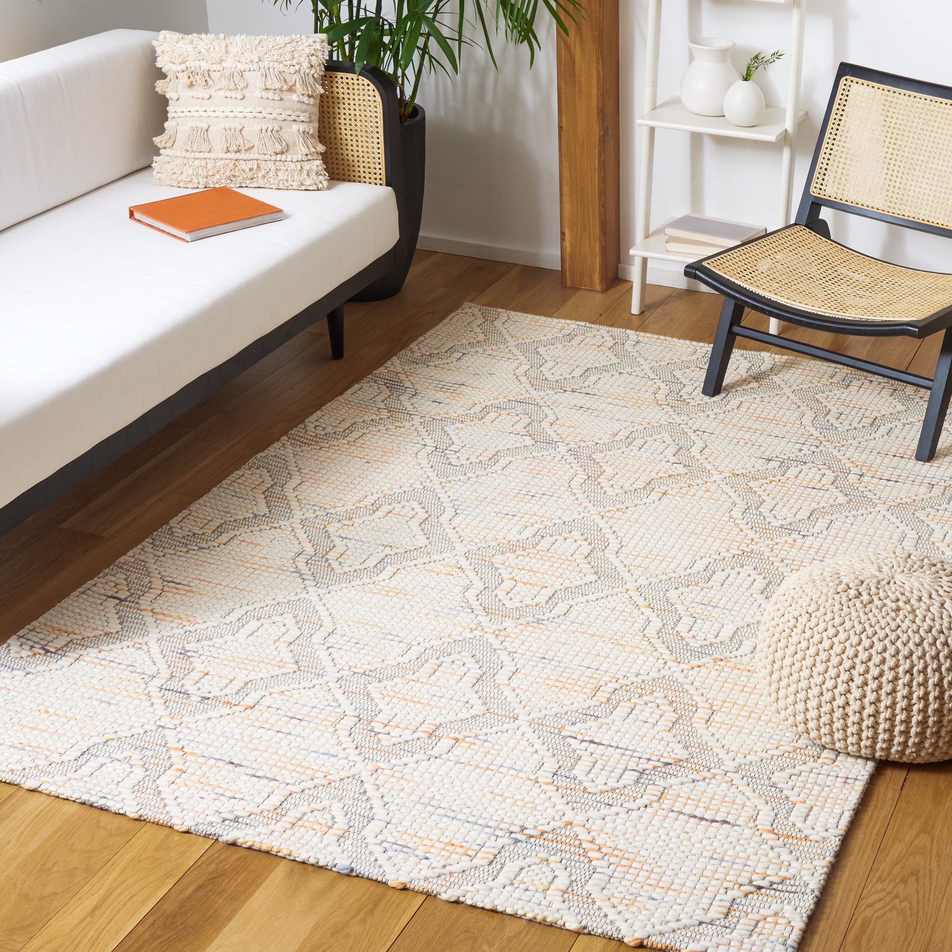 Safavieh Marbella Mrb903P Ivory/Orange Area Rug