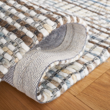 Safavieh Marbella Mrb906M Blue/Ivory Rug.