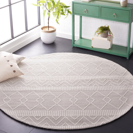 Safavieh Marbella Mrb908A Ivory/Beige Rug.