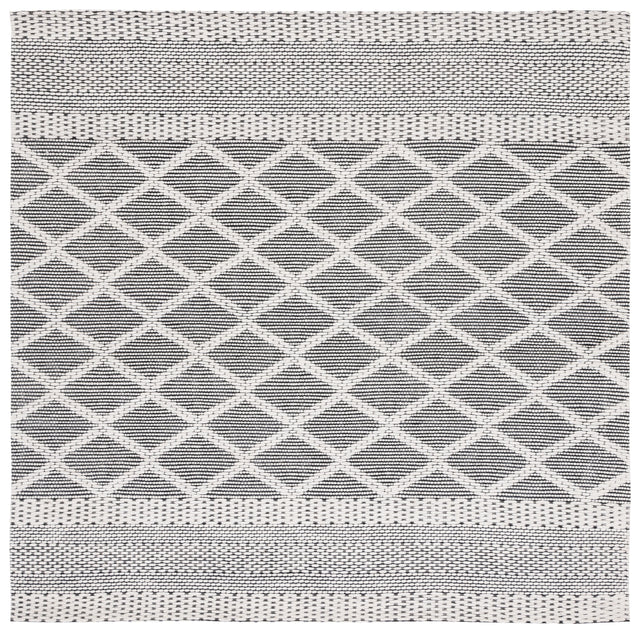 Safavieh Marbella Mrb952Z Ivory/Black Rug.