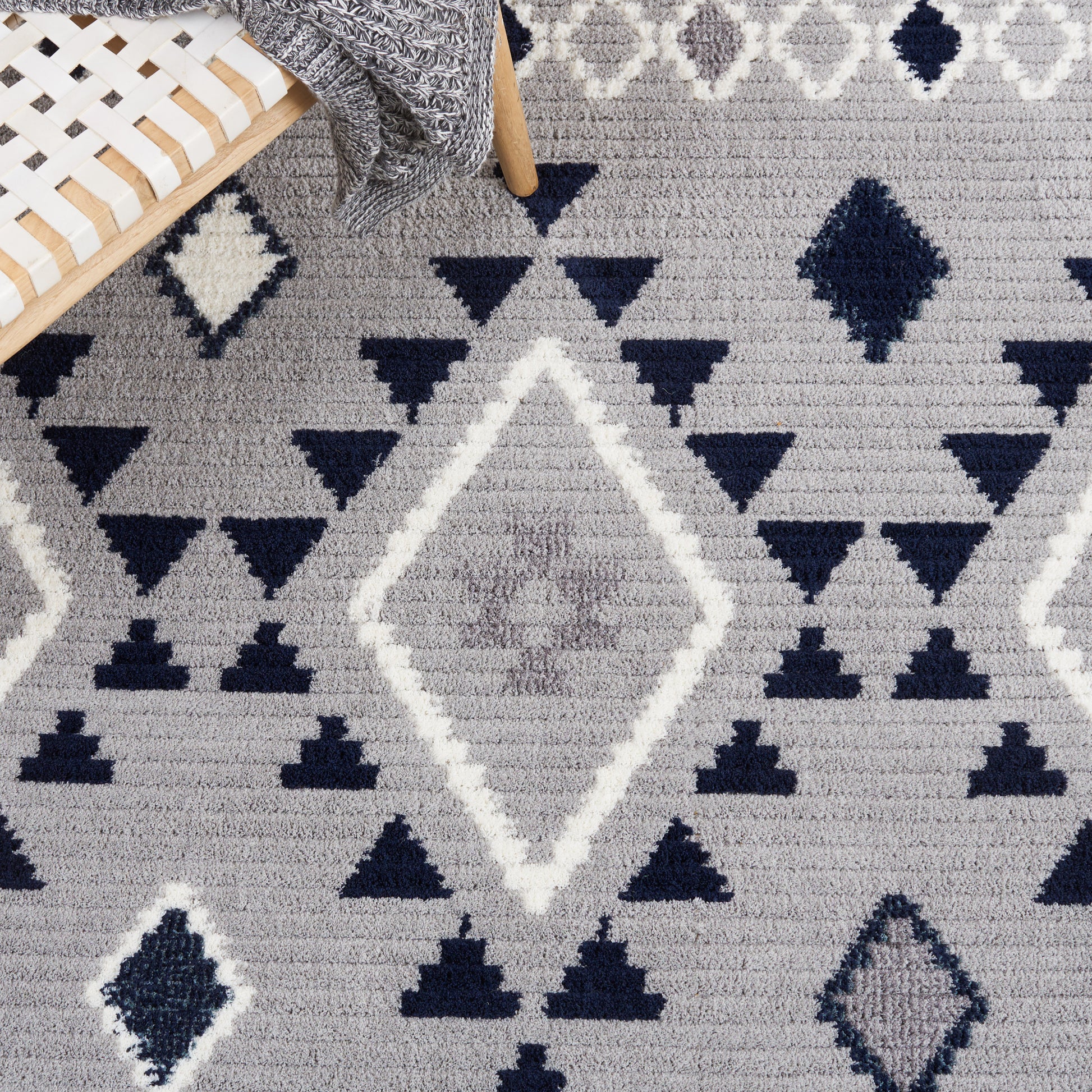 Safavieh Marrakesh Mrk606G Grey/Navy Area Rug