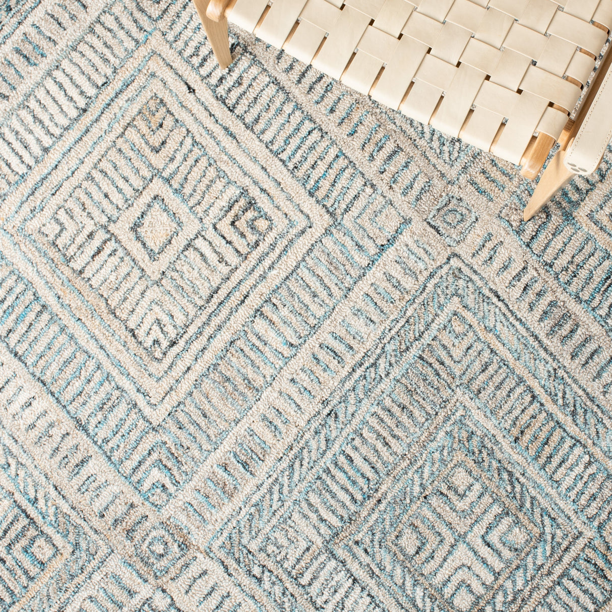 Safavieh Marquee Mrq119K Turquoise/Beige Rugs.