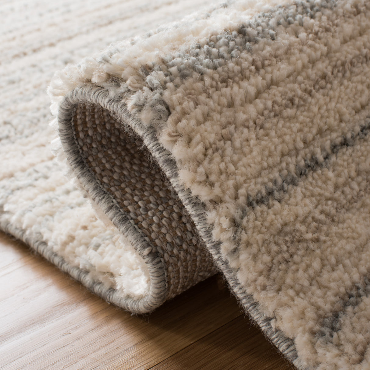 Safavieh Martha Stewart Msr0787F Light Grey/White Rugs.