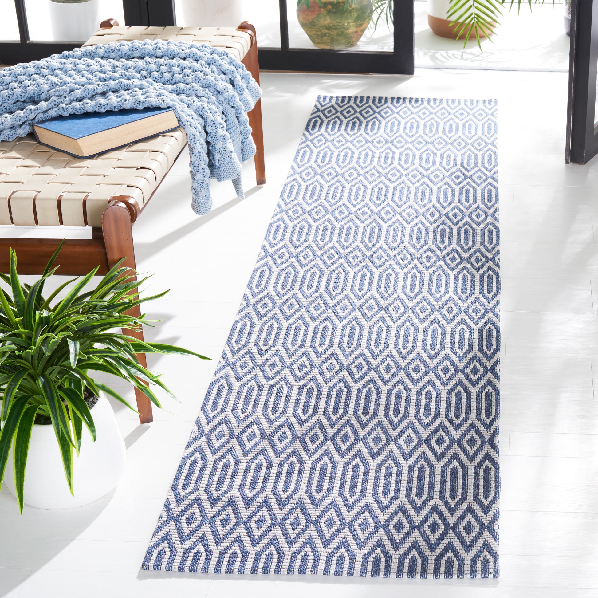 Safavieh Martha Stewart Msr405M Blue/Grey Area Rug