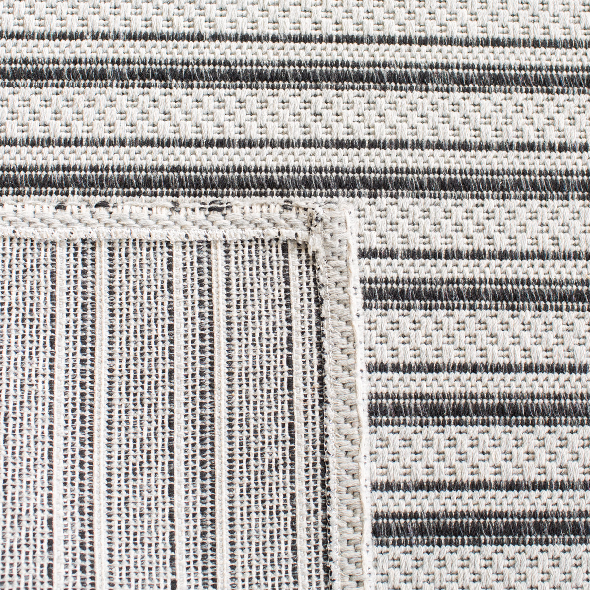 Safavieh Martha Stewart Msr419H Charcoal/Grey Rug.