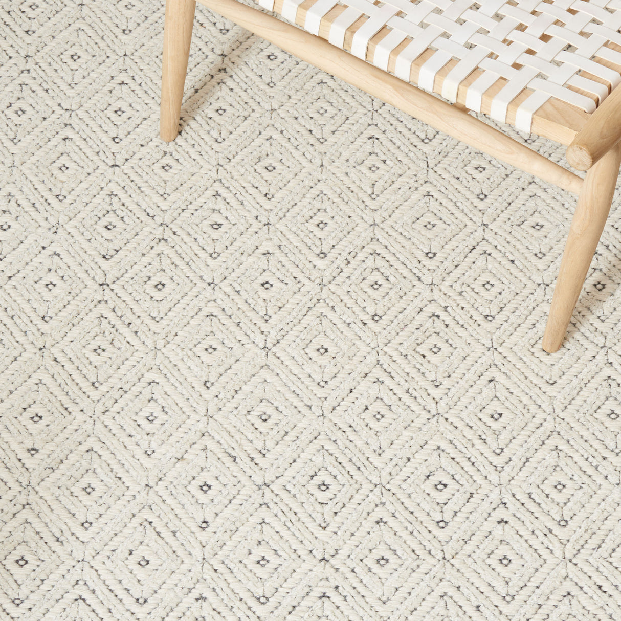 Safavieh Martha Stewart Msr9605A Ivory Rug.