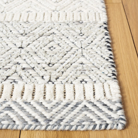 Safavieh Martha Stewart Msr9606A Ivory/Grey Rug.