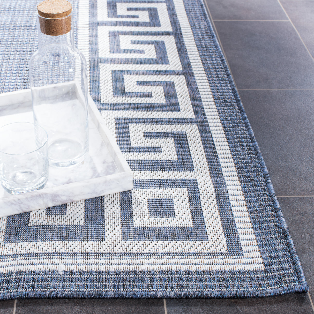 Safavieh Martha Stewart Msro331F Grey/Cream Rugs.