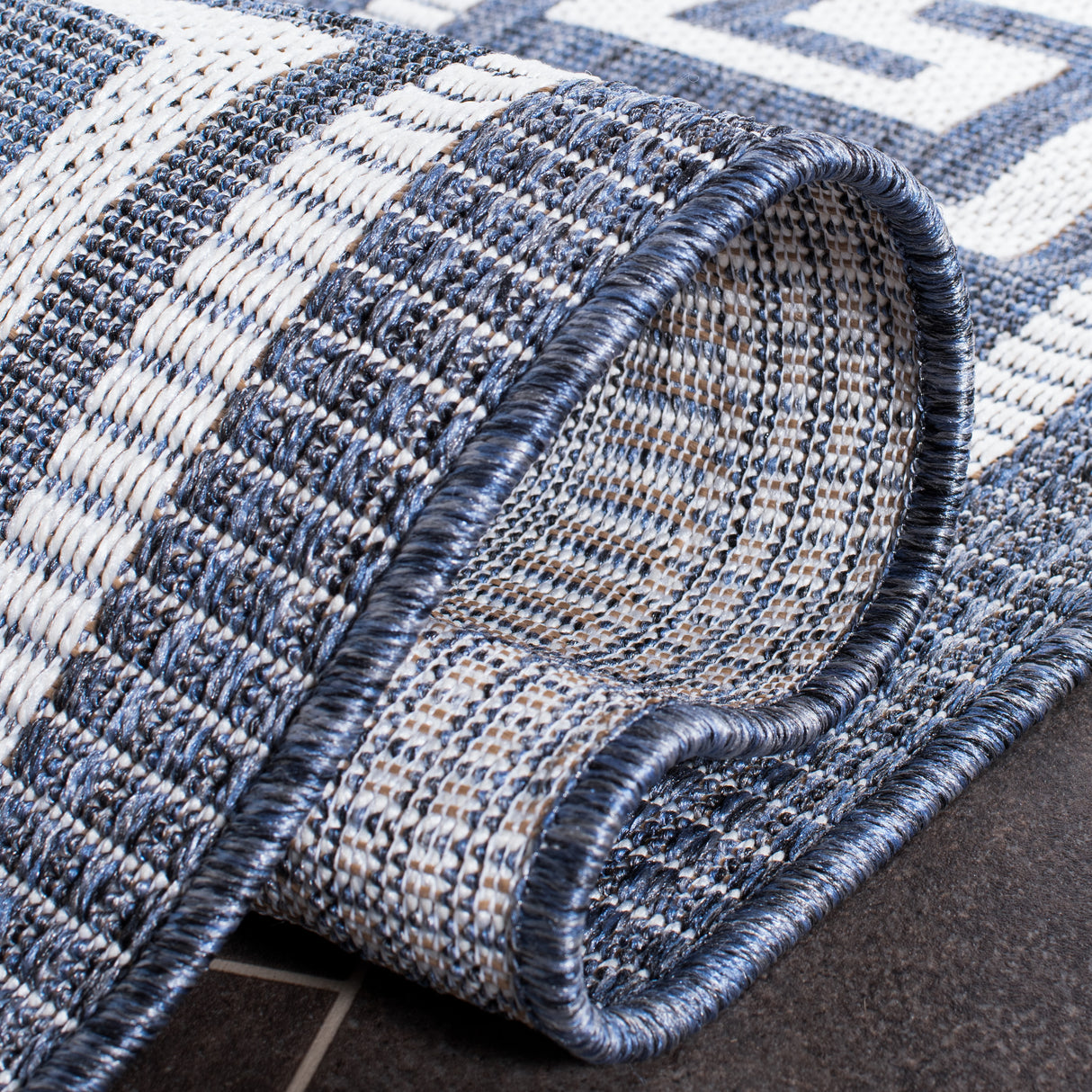 Safavieh Martha Stewart Msro331F Grey/Cream Rugs.