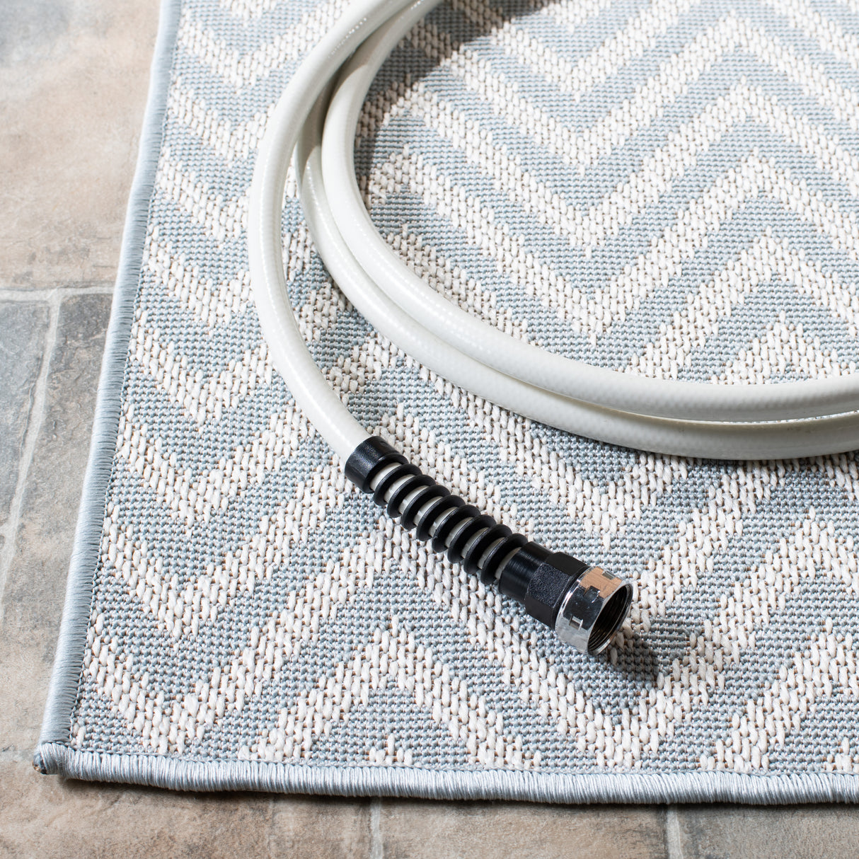 Safavieh Martha Stewart Msro334F Grey/Cream Rugs.
