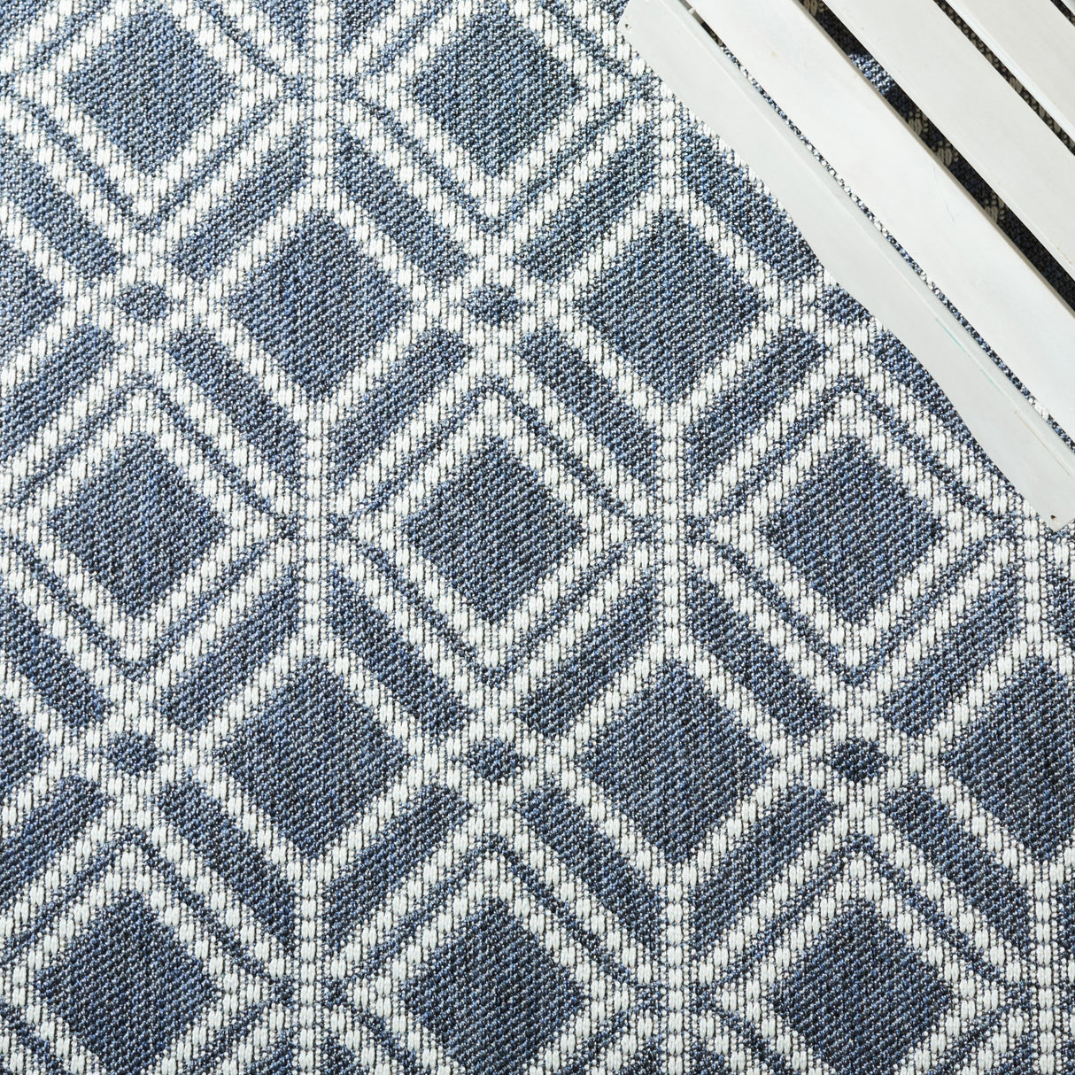 Safavieh Martha Stewart Msro374F Grey/Ivory Rugs.