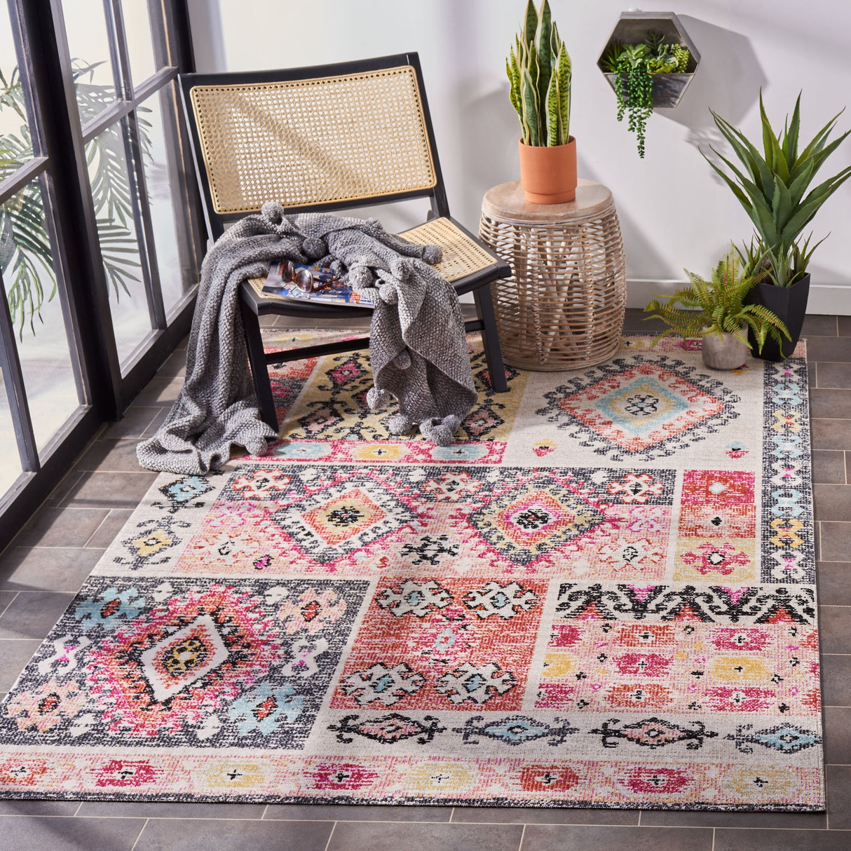 Safavieh Montage Mtg221J Aqua/Fuchsia Rug.