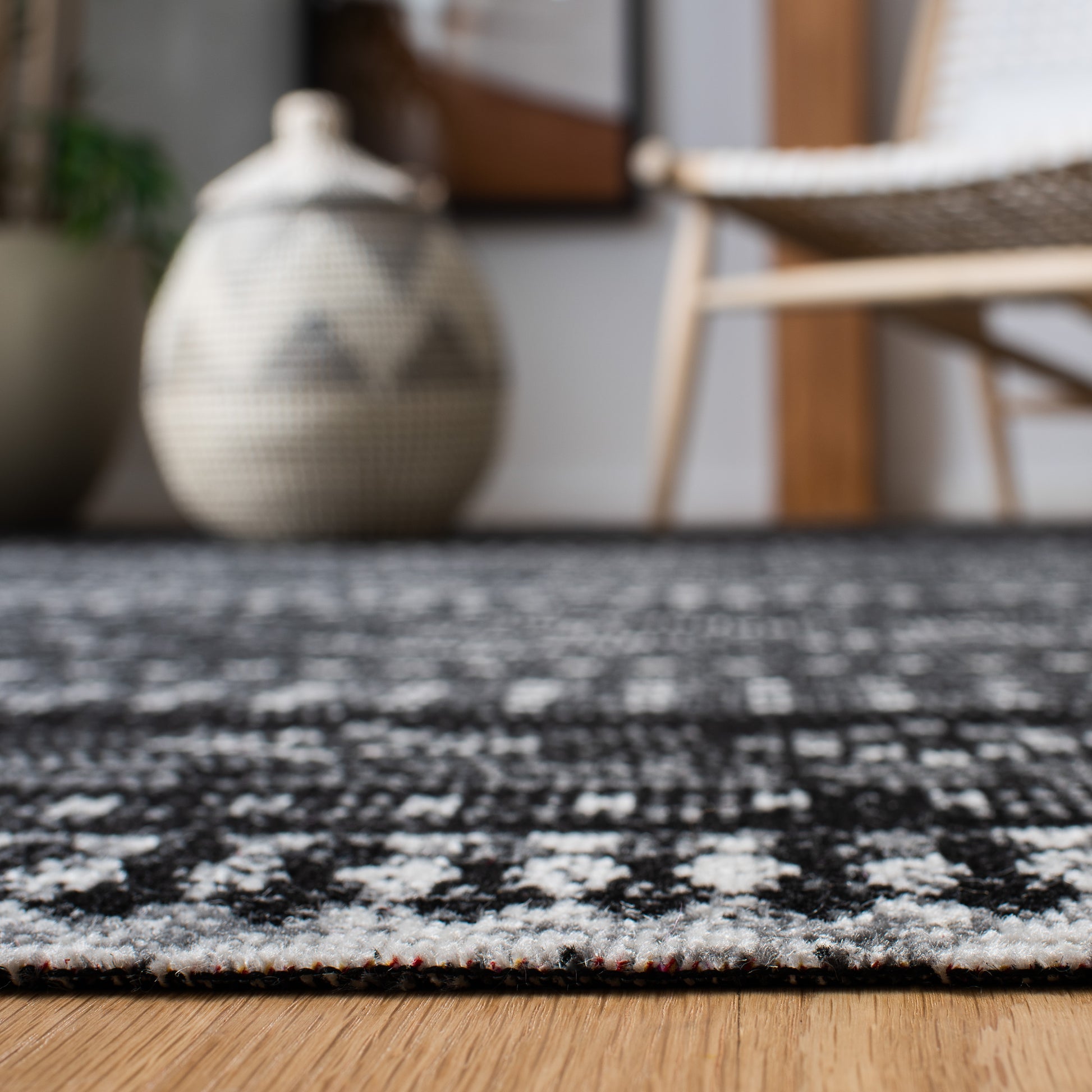 Safavieh Montage Mtg291Z Grey/Black Area Rug