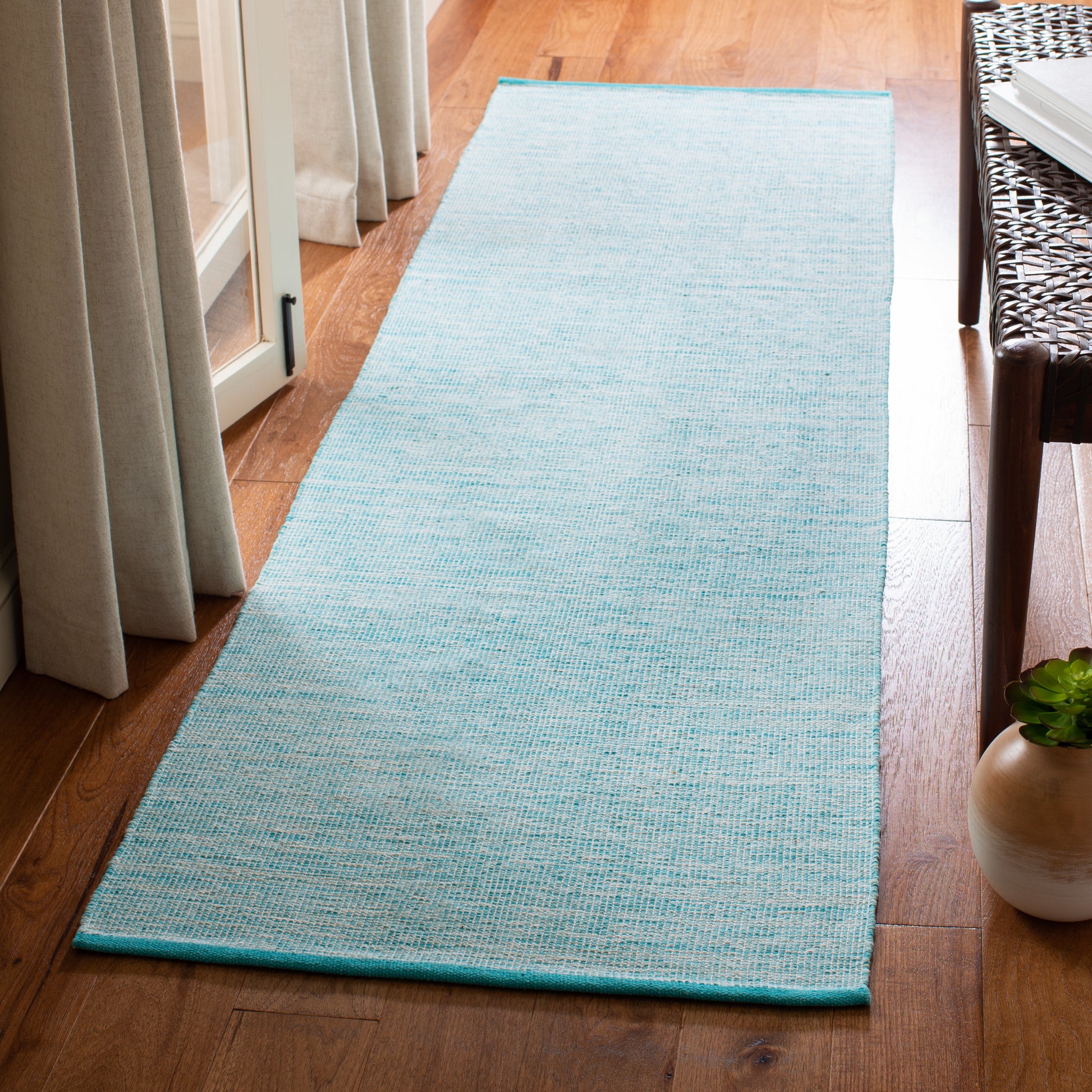 Safavieh Montauk Mtk250J Aqua/Blue Area Rug