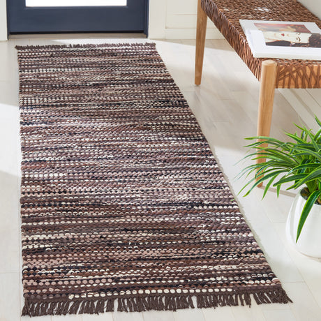 Safavieh Montauk Mtk251T Brown/Ivory Area Rug