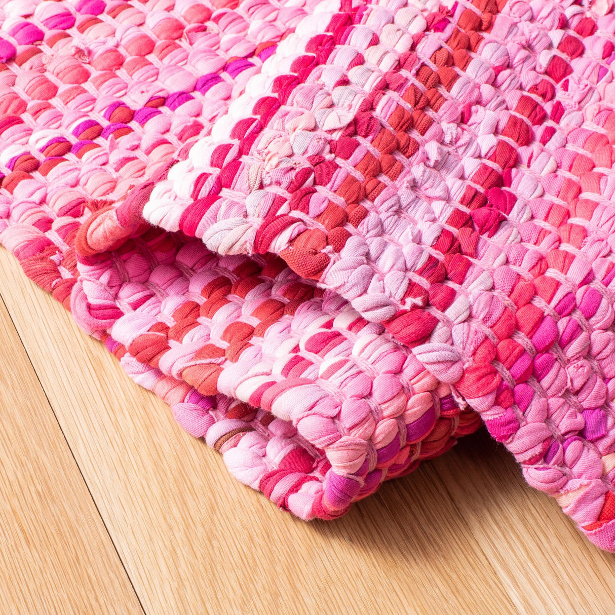 Safavieh Montauk Mtk251U Pink Rugs.