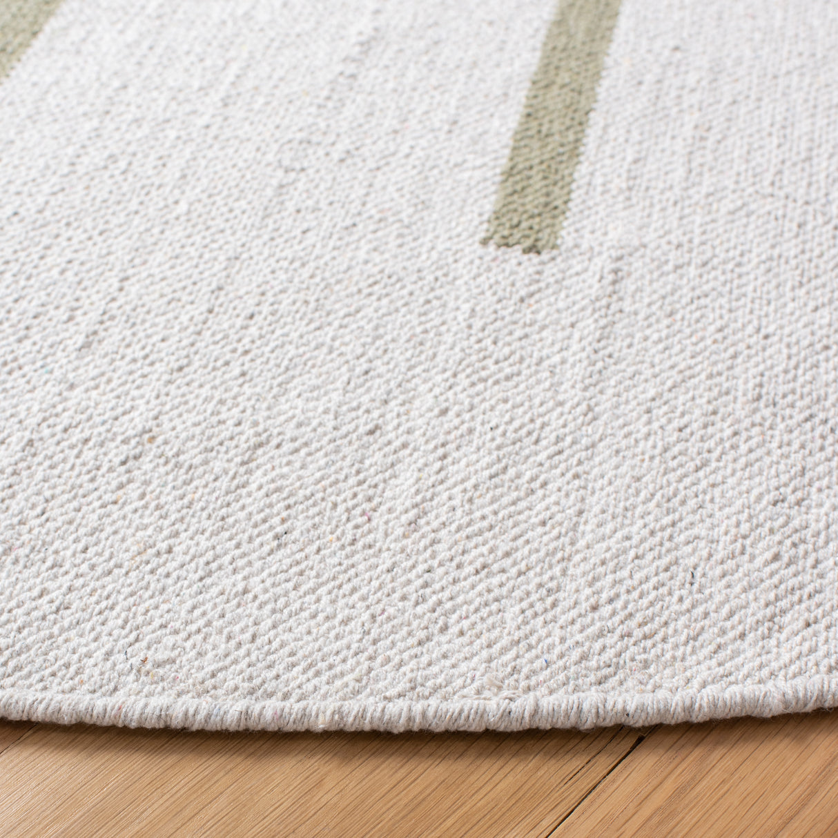 Safavieh Montauk Mtk311J Ivory/Light Green Rugs.