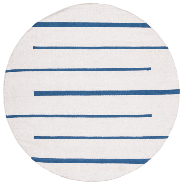 Safavieh Montauk Mtk311M Ivory/Navy Area Rug