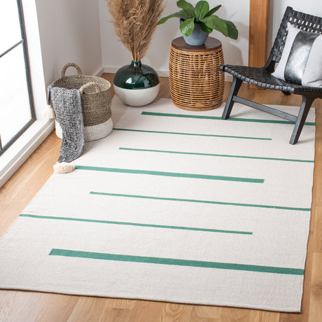 Safavieh Montauk Mtk311X Ivory/Dark Green Rugs.