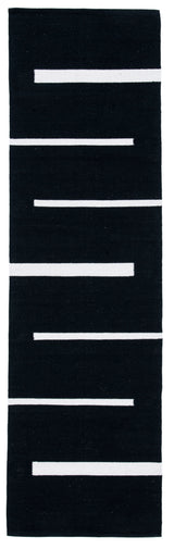 Safavieh Montauk Mtk311Z Black/Ivory Rugs.