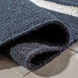 Safavieh Montauk Mtk311Z Black/Ivory Rugs.