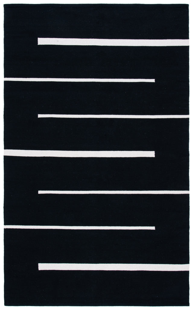 Safavieh Montauk Mtk311Z Black/Ivory Area Rug