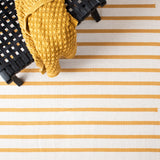 Safavieh Montauk Mtk313C Ivory/Gold Rugs.