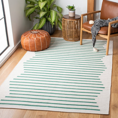 Safavieh Montauk Mtk313X Ivory/Dark Green Area Rug