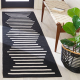 Safavieh Montauk Mtk313Z Black/Ivory Rugs.