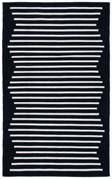 Safavieh Montauk Mtk313Z Black/Ivory Rugs.
