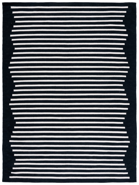 Safavieh Montauk Mtk313Z Black/Ivory Area Rug