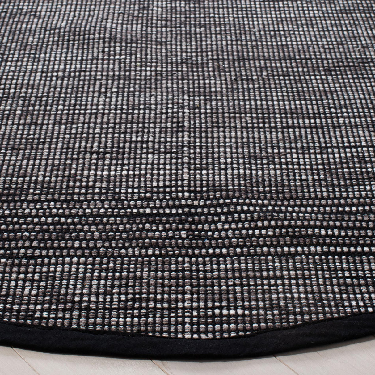Safavieh Montauk Mtk620H Charcoal/Black Rugs.