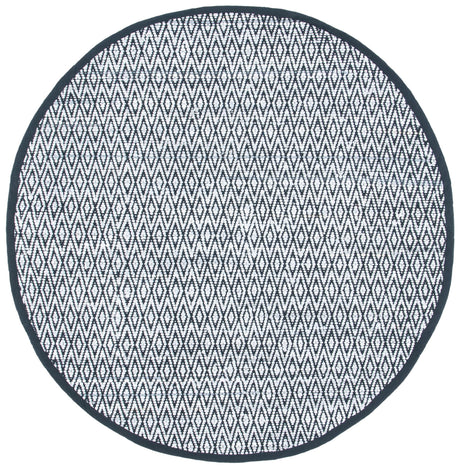 Safavieh Montauk Mtk621F Grey/Black Area Rug