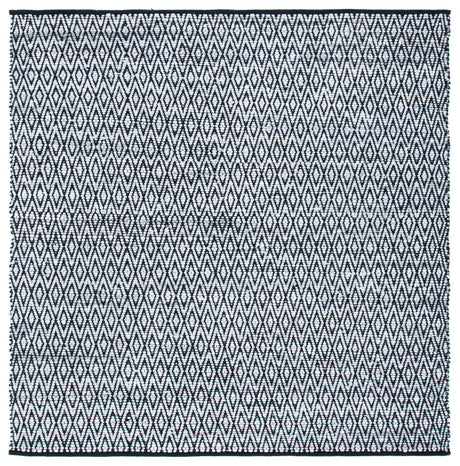 Safavieh Montauk Mtk621F Grey/Black Area Rug