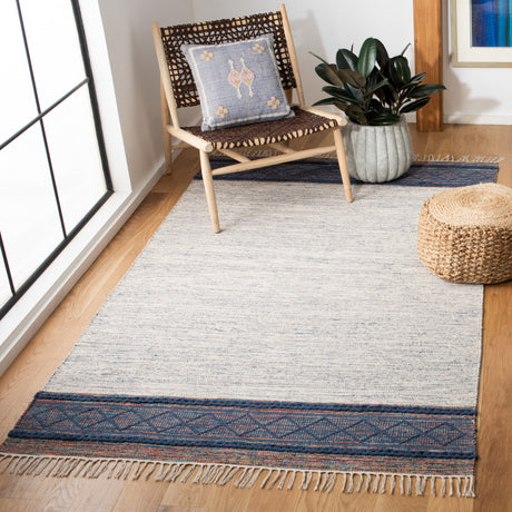 Safavieh Montauk Mtk653N Navy/Beige Area Rug