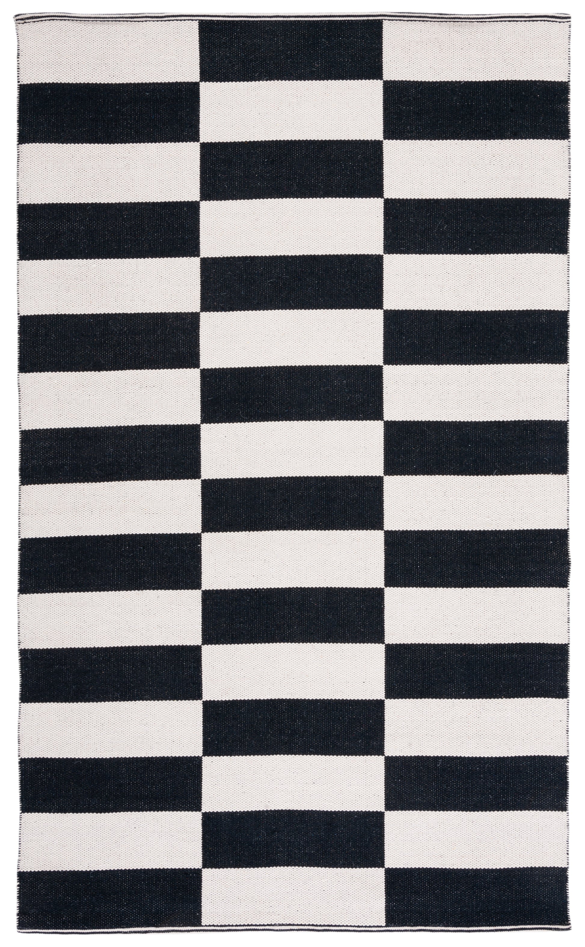 Safavieh Montauk Mtk705Z Black/Ivory Area Rug