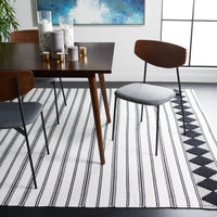 Safavieh Montauk Mtk708Z Black/Ivory Area Rug