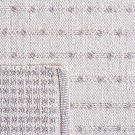 Safavieh Montauk Mtk714G Light Grey/Ivory Rug.