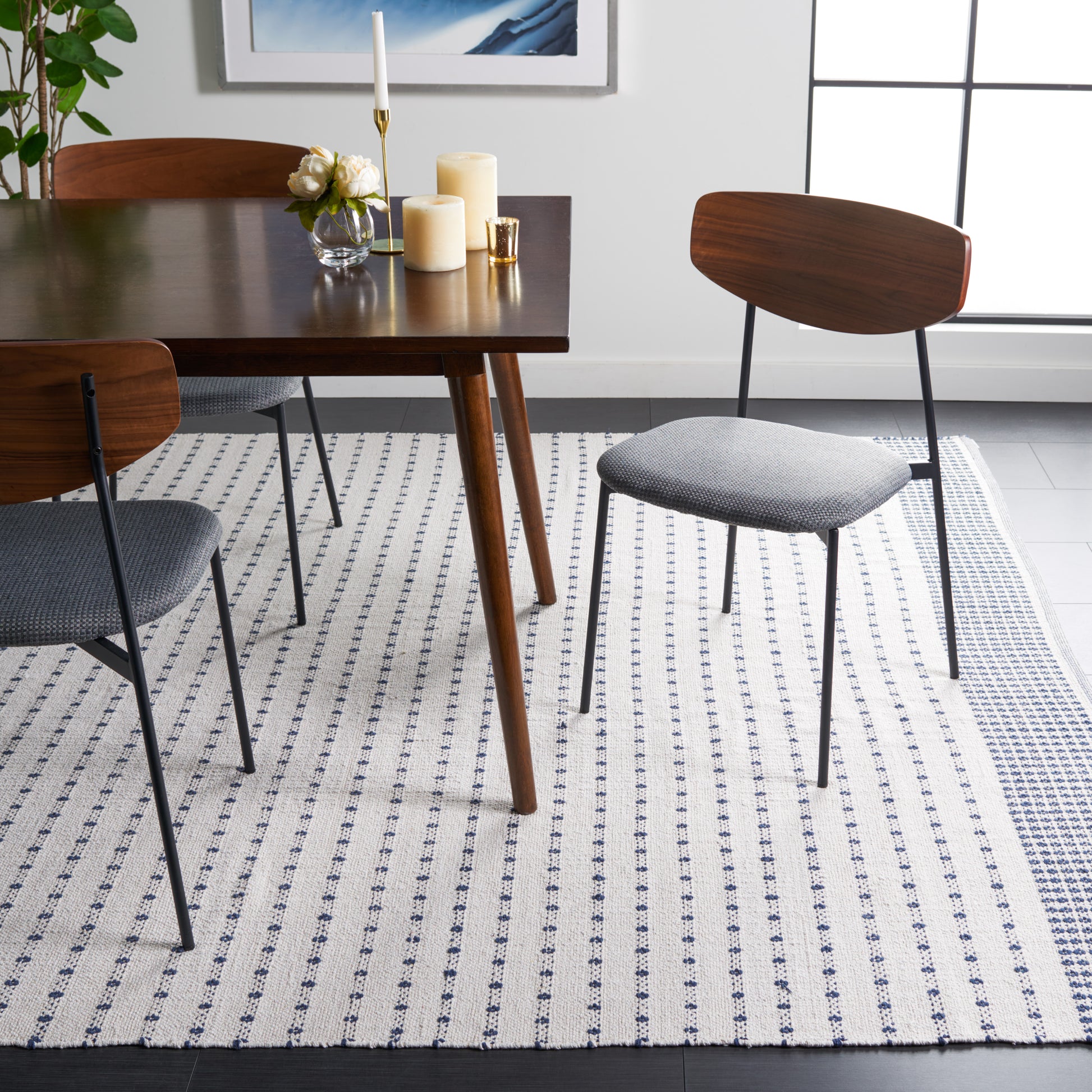 Safavieh Montauk Mtk714N Navy/Ivory Area Rug