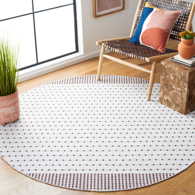 Safavieh Montauk Mtk714T Brown/Ivory Rug.